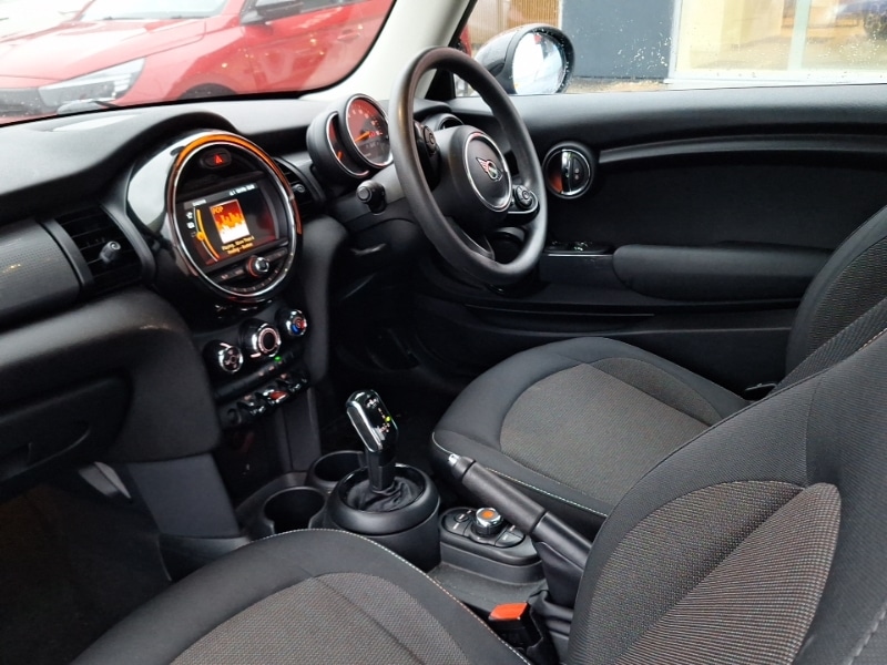 Used MINI Hatch 2019 for sale - 77047111: Photo 5