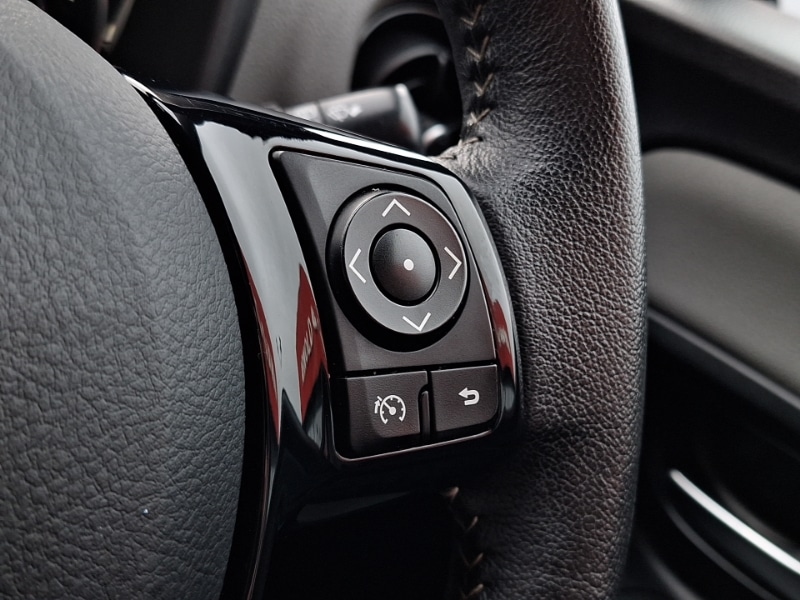 Used Toyota Yaris 2018 for sale - 77852294: Photo 18