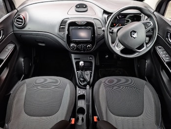Used Renault Captur 2017 for sale - 78560024: Photo