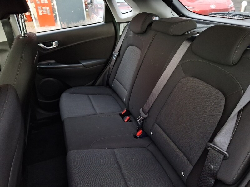 Used Hyundai KONA 2022 for sale - 76860626: Photo 6