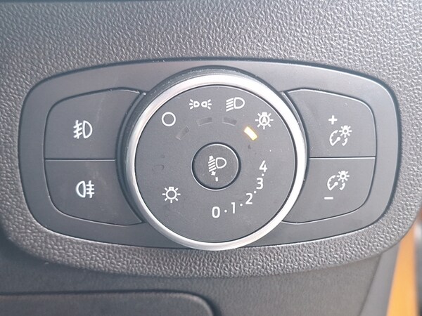 Used Ford Fiesta 2018 for sale - 76054009: Photo 12