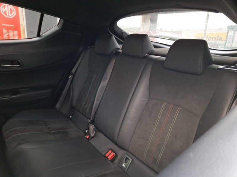 Used Toyota C-HR 2021 for sale - 76880447: Photo 6