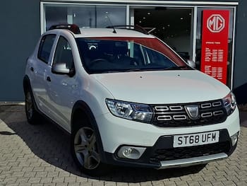 Used Dacia Sandero Stepway 2018 for sale - 79876199: Photo