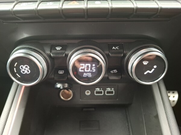 Used Renault Clio 2023 for sale - 75695616: Photo 16