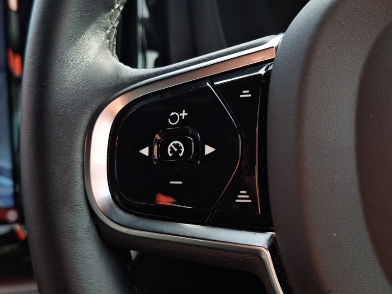 Used Volvo XC60 2023 for sale - 76484159: Photo 14