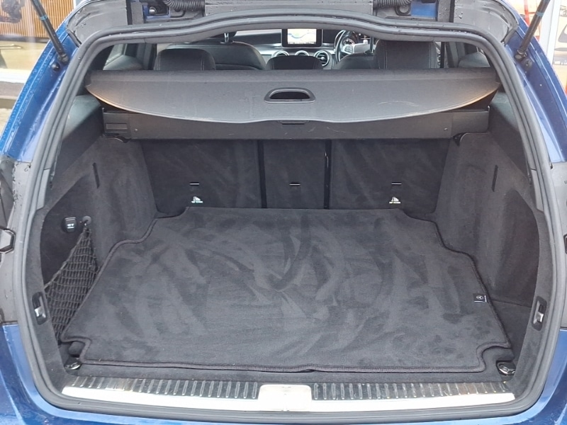 Used Mercedes-Benz C Class 2018 for sale - 76683695: Photo 8