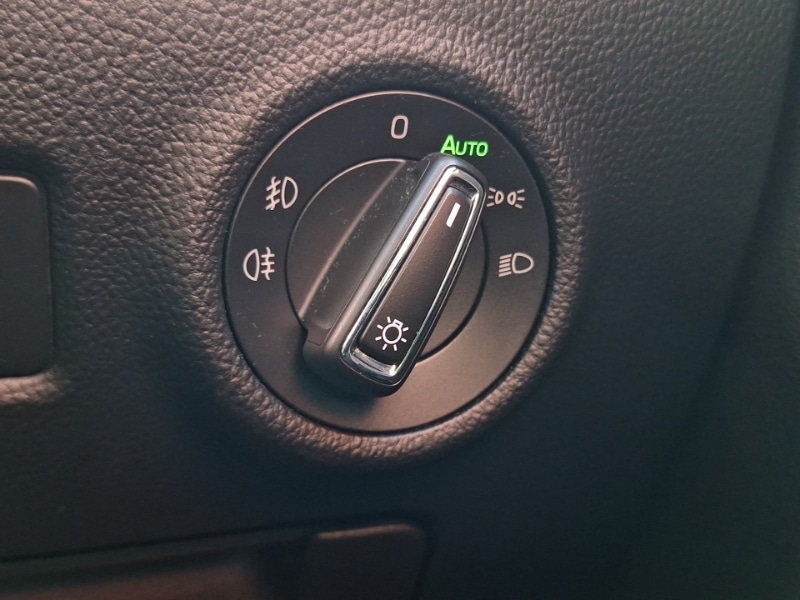 Used Skoda Superb 2018 for sale - 77964302: Photo 16