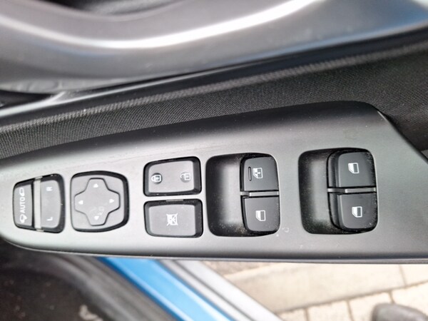 Used Hyundai KONA 2021 for sale - 76301634: Photo 13