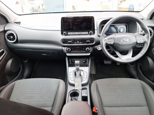 Used Hyundai KONA 2021 for sale - 76301634: Photo 2