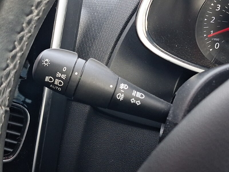 Used Renault Clio 2017 for sale - 76054903: Photo 17