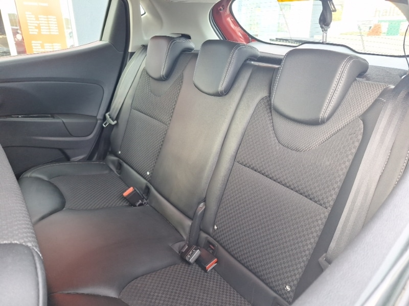 Used Renault Clio 2017 for sale - 76054903: Photo 6