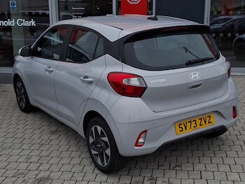 Used Hyundai i10 2023 for sale - 78425388: Photo