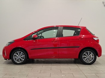 Used Toyota Yaris 2018 for sale - 78455532: Photo