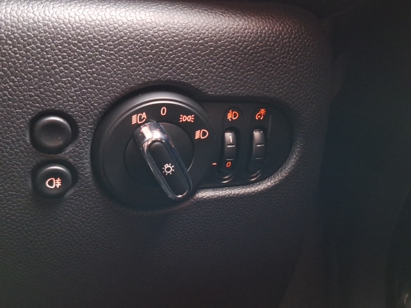 Used MINI Hatch 2018 for sale - 77816851: Photo 17