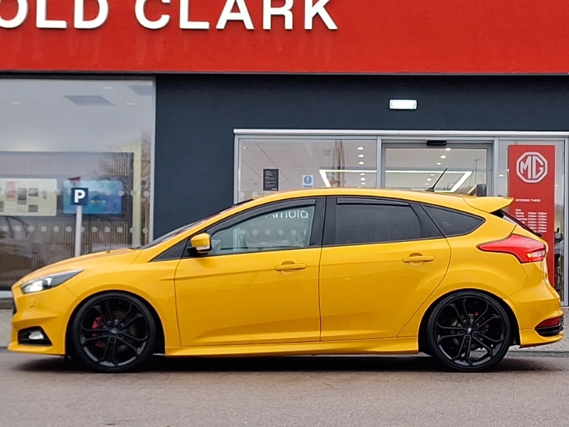 Used Ford Focus 2018 for sale - 77475778: Photo 4