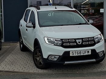 Used Dacia Sandero Stepway 2018 for sale - 79561892: Photo