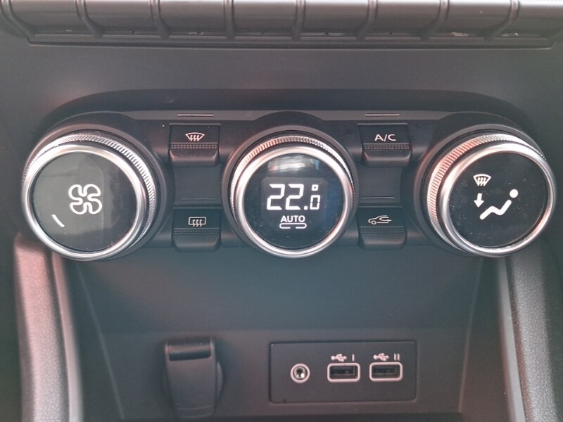 Used Renault Captur 2024 for sale - 77832275: Photo 14