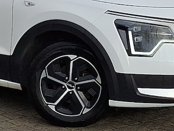 2022 - 1.6 GDi Hybrid 2 5dr DCT