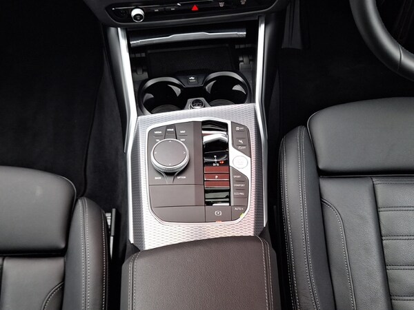 Used BMW 3 Series 2024 for sale - 76317656: Photo 11