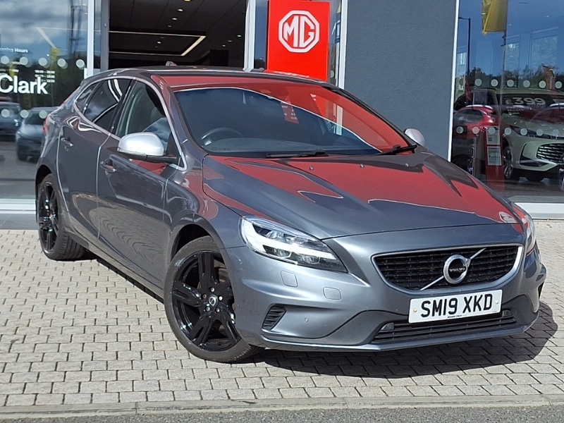 Used Volvo V40 2019 for sale - 76160646: Photo 1