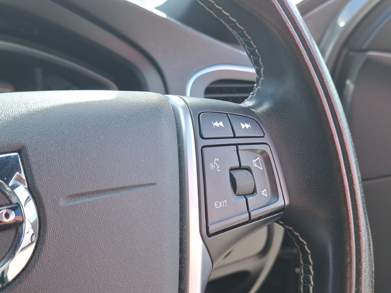 Used Volvo V40 2019 for sale - 76160646: Photo 18