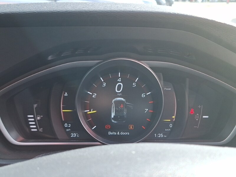 Used Volvo V40 2019 for sale - 76160646: Photo 19