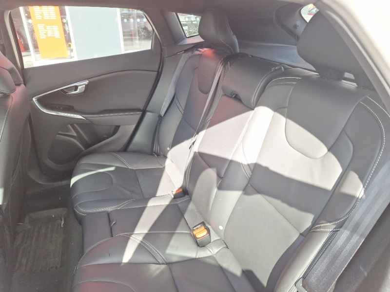 Used Volvo V40 2019 for sale - 76160646: Photo 6