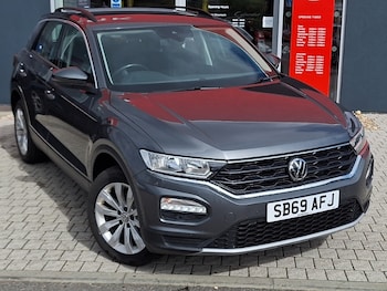Used Volkswagen T-Roc 2019 for sale - 79383089: Photo