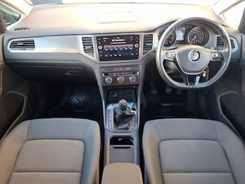 Used Volkswagen Golf SV 2018 for sale - 77660871: Photo