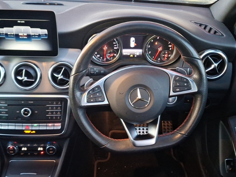 Used Mercedes-Benz GLA 2018 for sale - 76403655: Photo 11