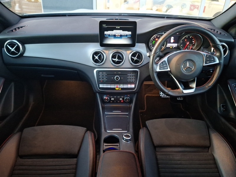 Used Mercedes-Benz GLA 2018 for sale - 76403655: Photo 2