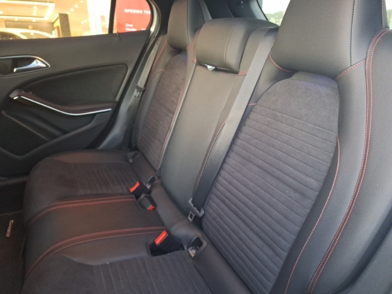 Used Mercedes-Benz GLA 2018 for sale - 76403655: Photo 6