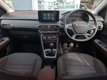 Used Dacia Sandero Stepway 2023 for sale - 79610563: Photo