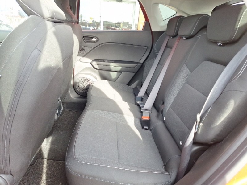 Used Renault Captur 2024 for sale - 77852297: Photo 6