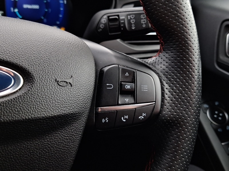 Used Ford Focus 2021 for sale - 76387779: Photo 17