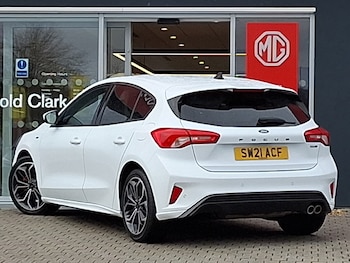 Used Ford Focus 2021 for sale - 76387779: Photo