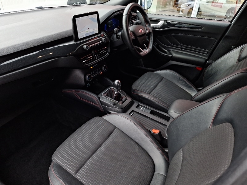 Used Ford Focus 2021 for sale - 76387779: Photo 5