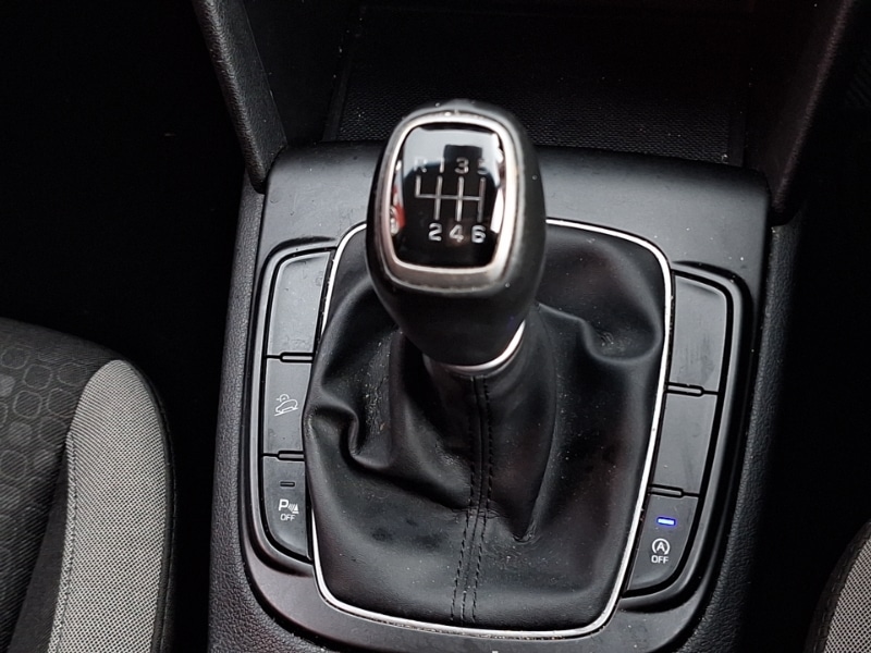 Used Hyundai KONA 2017 for sale - 76437827: Photo 15