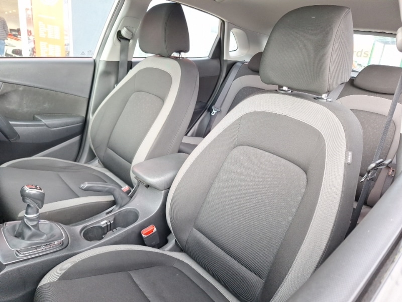 Used Hyundai KONA 2017 for sale - 76437827: Photo 5