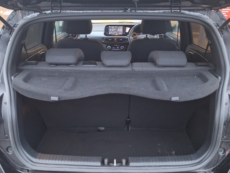 Used Hyundai i10 2022 for sale - 77637148: Photo 8