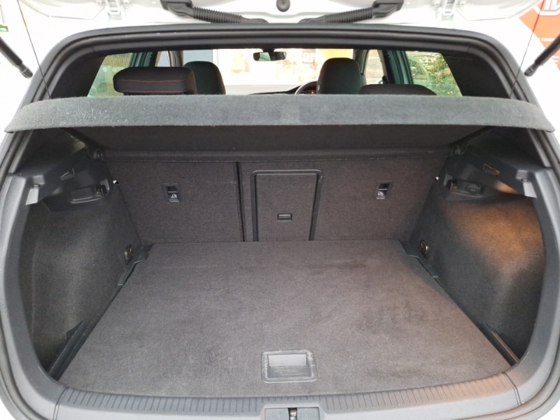 Used Volkswagen Golf 2019 for sale - 76880431: Photo 8