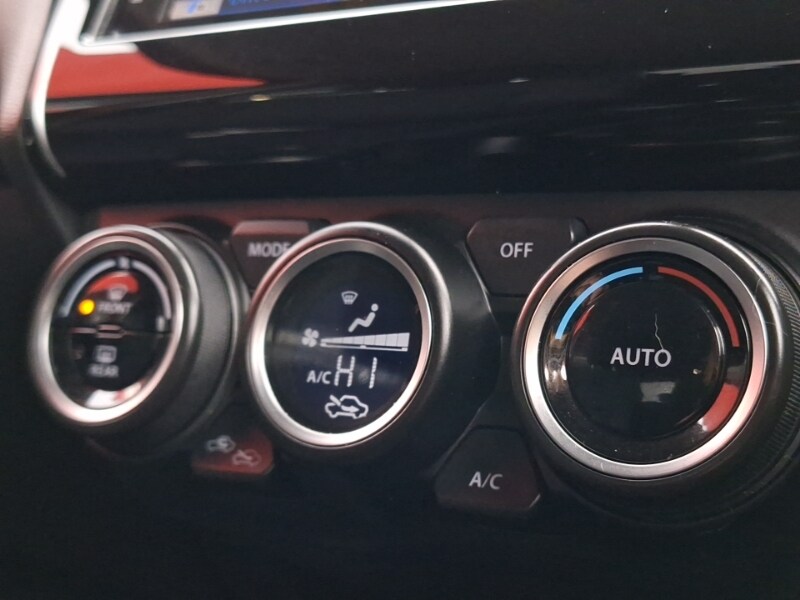 Used Suzuki Swift 2021 for sale - 77047101: Photo 17