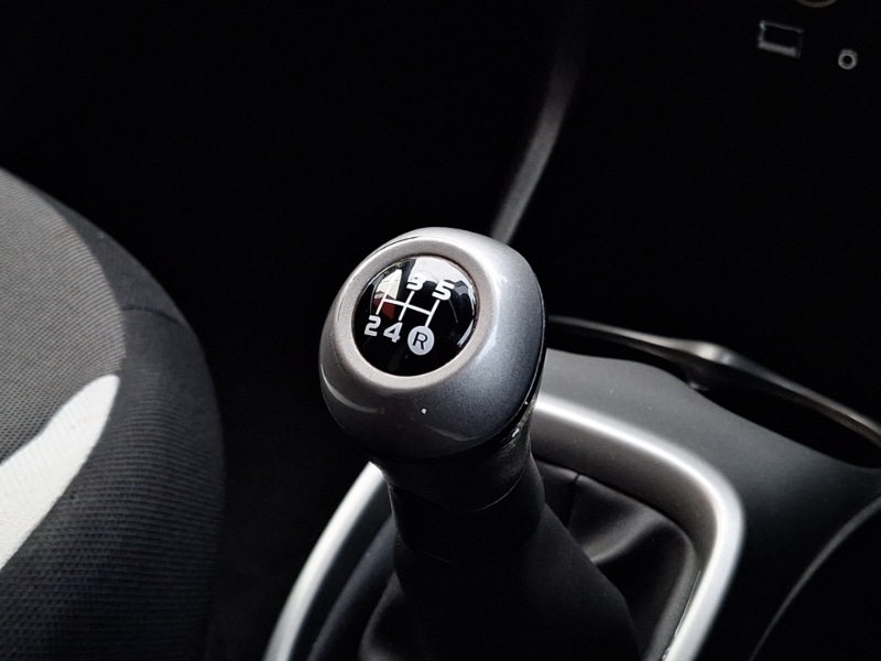 Used Toyota AYGO 2015 for sale - 76816135: Photo 16