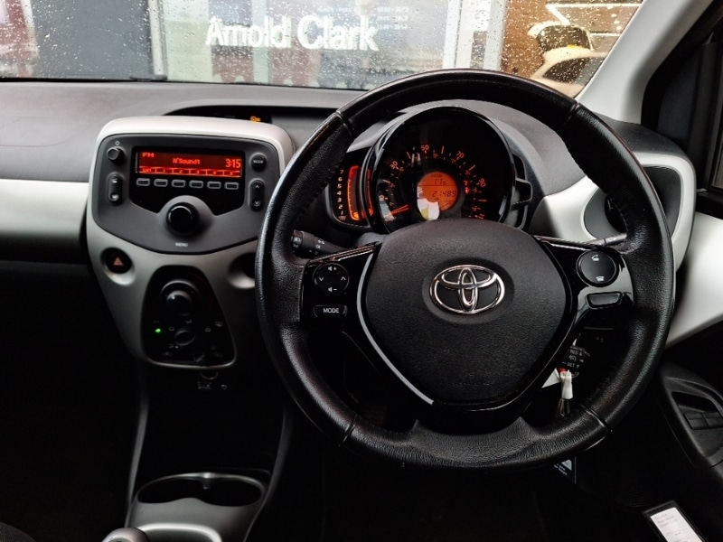 Used Toyota AYGO 2015 for sale - 76816135: Photo 7