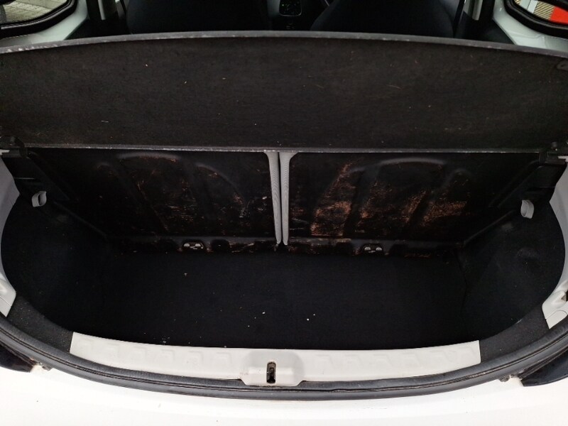 Used Toyota AYGO 2015 for sale - 76816135: Photo 8