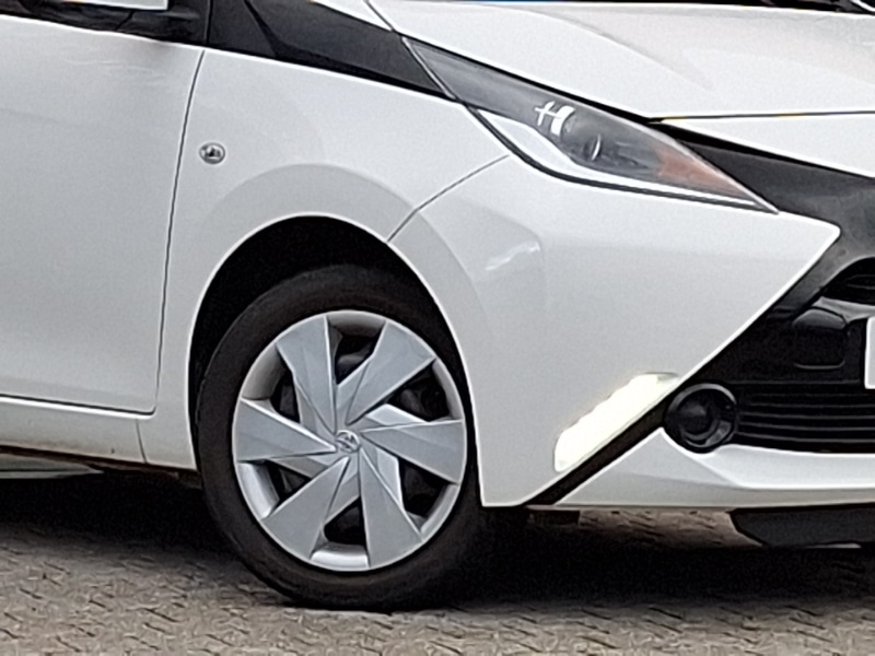 Used Toyota AYGO 2015 for sale - 76816135: Photo 9