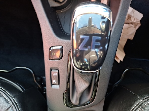 Used Renault Zoe 2019 for sale - 76314165: Photo 16