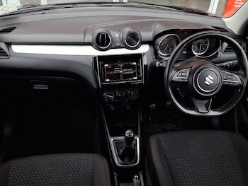 Used Suzuki Swift 2022 for sale - 75640591: Photo