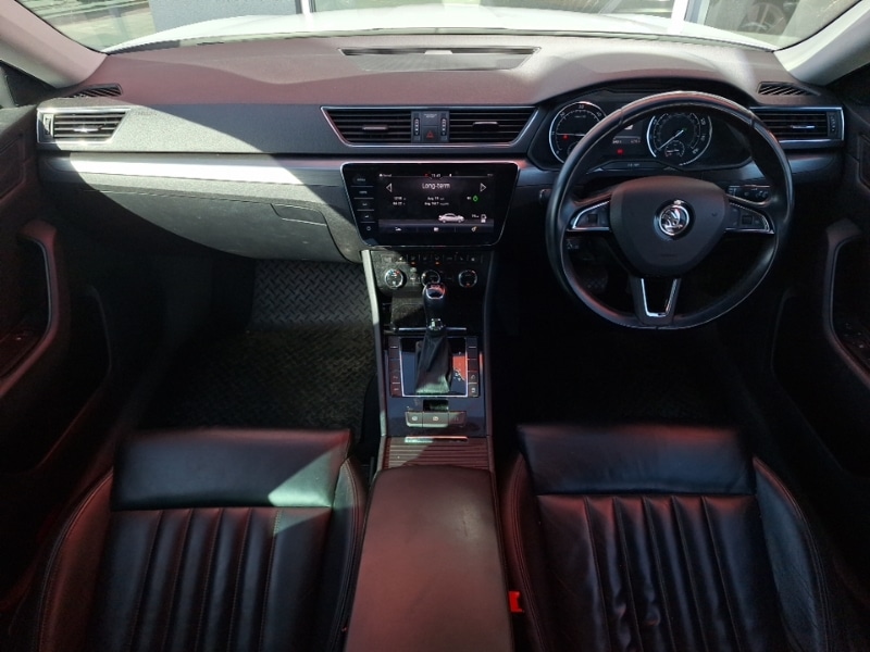 Used Skoda Superb 2018 for sale - 78211247: Photo 2