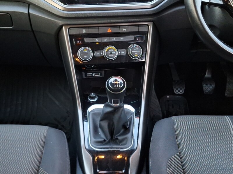 Used Volkswagen T-Roc 2018 for sale - 77183767: Photo 10